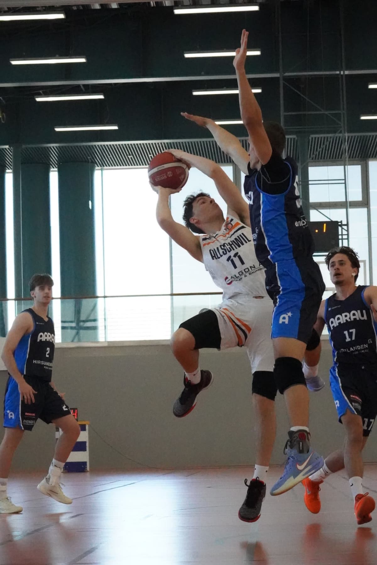 Hang in the air